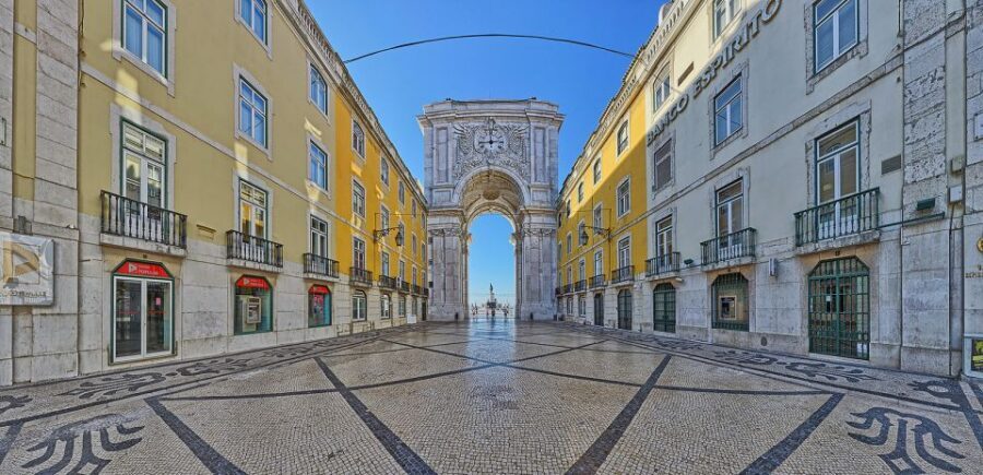 Lisbon: Private Full Day City Tour - Miradouros and the Downtown-to-Hill Switch: Rossio, Baixa, and Bairro Alto