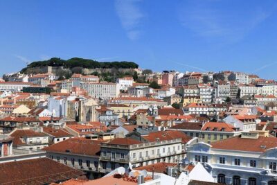 Lisbon: Private Guided Electric Tuk Tuk Tour with Tastings - Meeting point and getting comfortable: Largo do Regedor