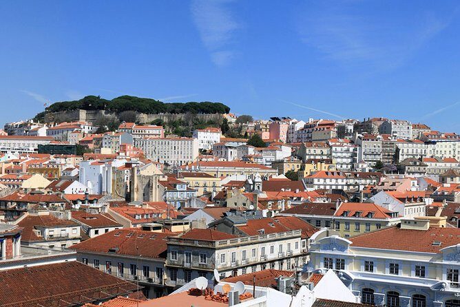 Lisbon: Private Guided Electric Tuk Tuk Tour with Tastings - Meeting point and getting comfortable: Largo do Regedor