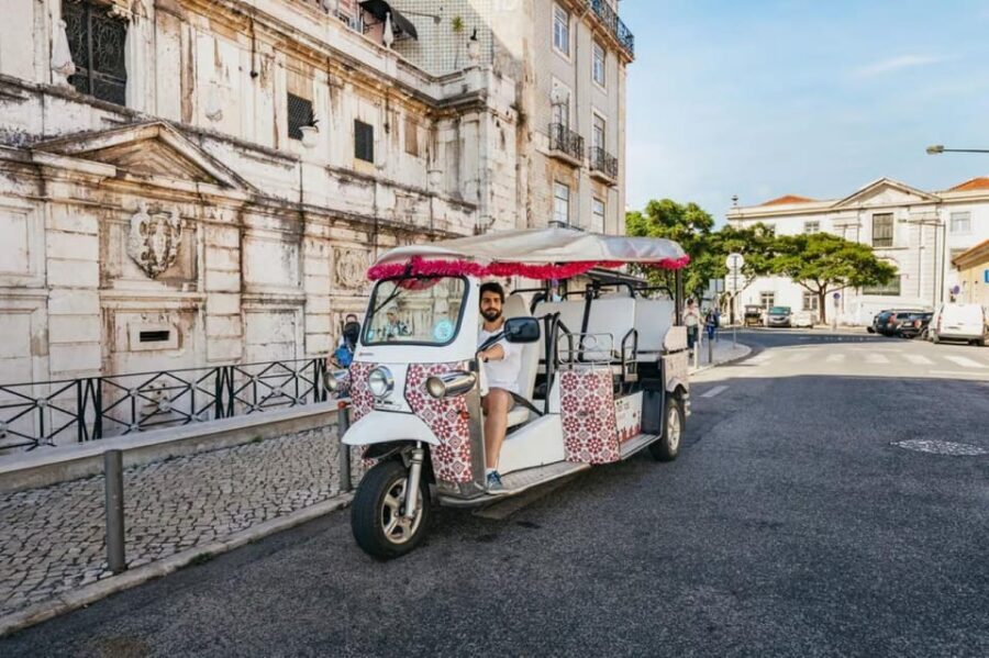Lisbon: Private Guided Tuk-Tuk Tour with Hotel Pickup - Small-print reality checks: who should plan differently