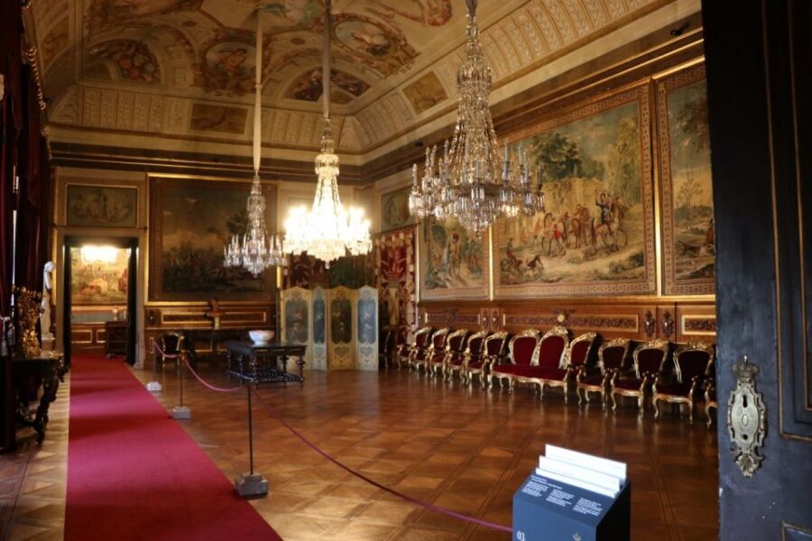 Lisbon: Private Historical Tour to Queluz and Ajuda Palaces - Key highlights you’ll actually care about