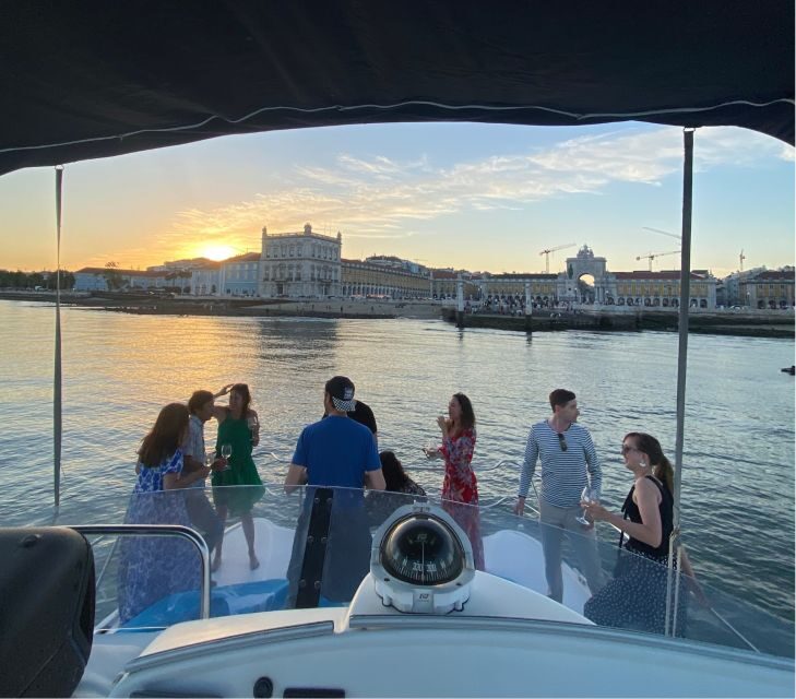 Lisbon: Private Luxury Catamaran Tour with Welcome Drink - The cruise route: from Belém monuments to the bridge views