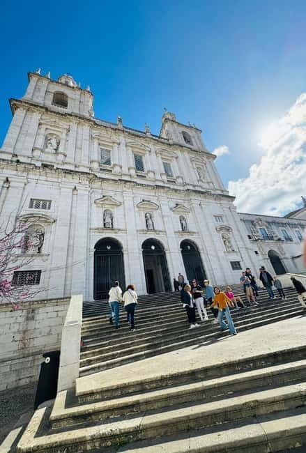 Lisbon: Private Old Town Tuk Tuk Tour - Why a private tuk tuk fits Lisbon’s hills so well