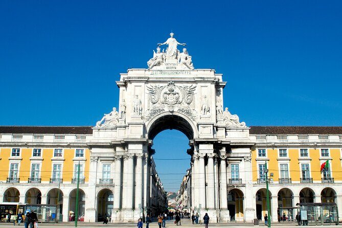 Lisbon Private Personalized Full-Day Experience - How the Gold Compass Driver-Guides Actually Improve the Day