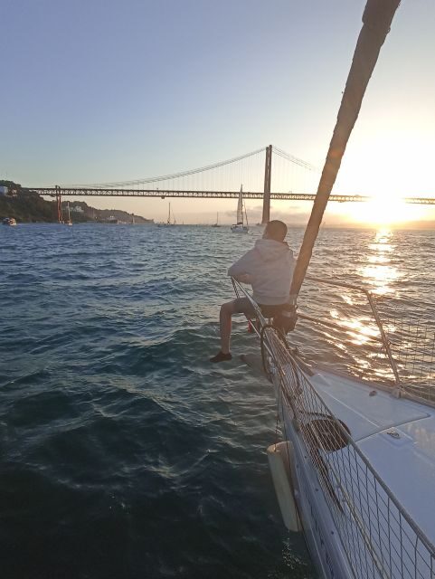Lisbon: Private Sailboat Tour on Tagus River - Getting to Alcântara dock: your easiest win is arriving on time