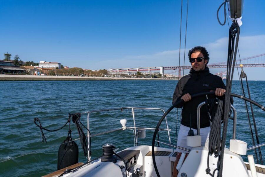 Lisbon: Private Sailboat Tour on the Tagus at Sunset - Comfort rules: what to bring and what to skip