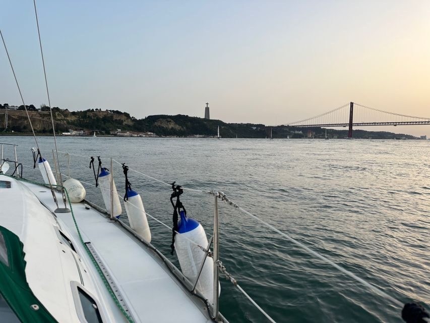 Lisbon: Private sailboat tours on Tagus River - Comfort on board: what you actually get for the money