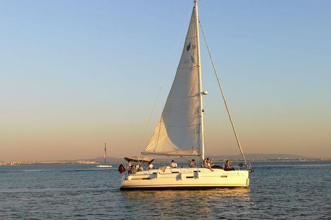 Lisbon Private Sailing Cruise, drink included (options: 2h, 3h, 4h, 6h or 8h) - Why a private sailing cruise beats sightseeing-from-the-streets