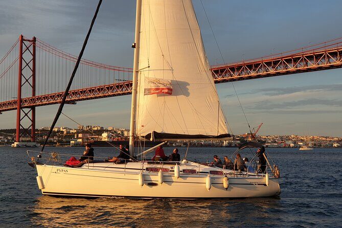Lisbon Private Sailing Cruise with Locals - Small rules that affect your comfort on the boat
