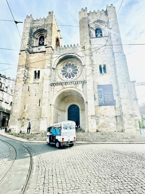 Lisbon: Private Sightseeing Tour by TukTuk - Miradouros without the slog: Santa Luzia, Portas do Sol, and Senhora do Monte