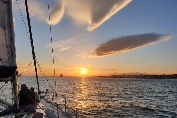 Lisbon Private Sunset Cruise - On-board setup that actually matters: Wi‑Fi, Bluetooth, and drinks
