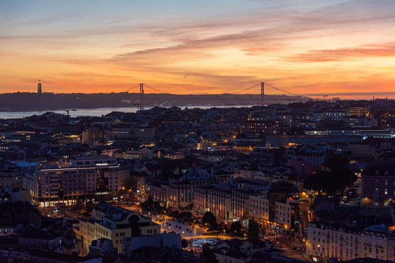 Lisbon: Private Sunset & Night Photo Walk - Key things you’ll notice right away