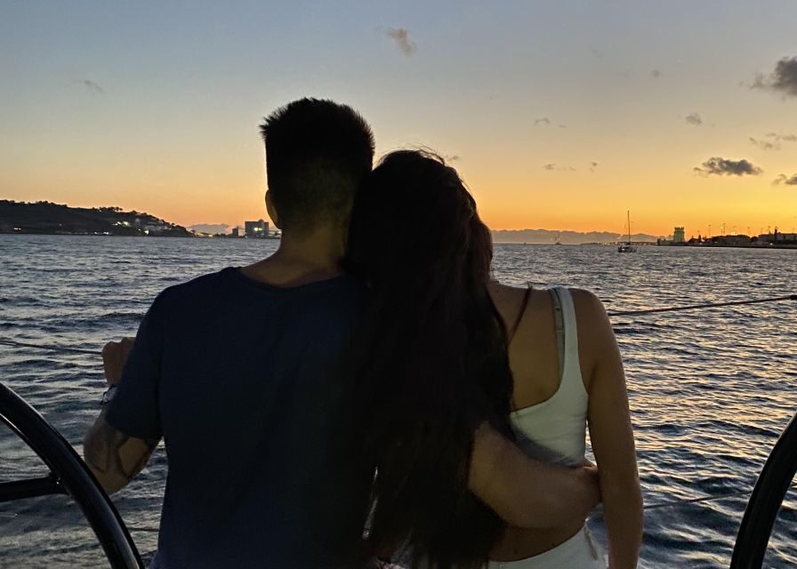 Lisbon: Private Tagus River Sunset Cruise on a Luxury Boat - Alfama and the Castle Quarter: Closest Thing to Seeing the City’s Texture
