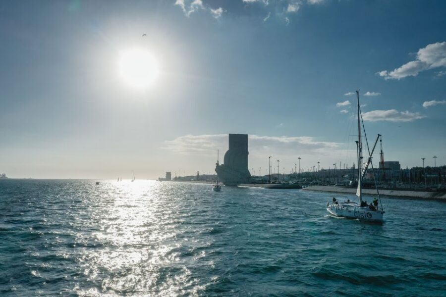 Lisbon: Private Tagus River Yacht Tour - Onboard comfort: Wi‑Fi, blankets, and the small touches that help