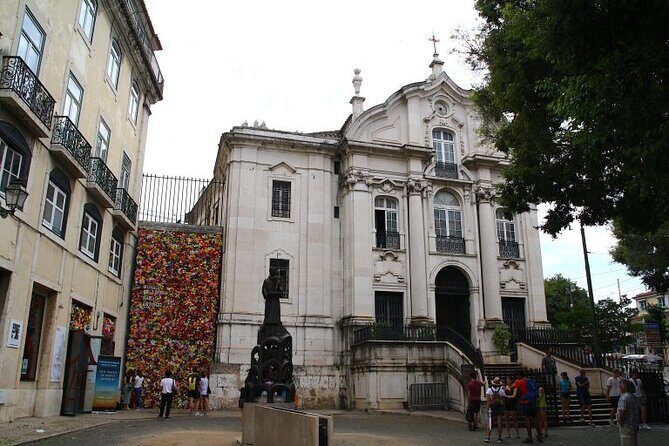 Lisbon Private Tour by Electric Tuk Tuk - Portas do Sol: Lisbon’s classic panorama for photos