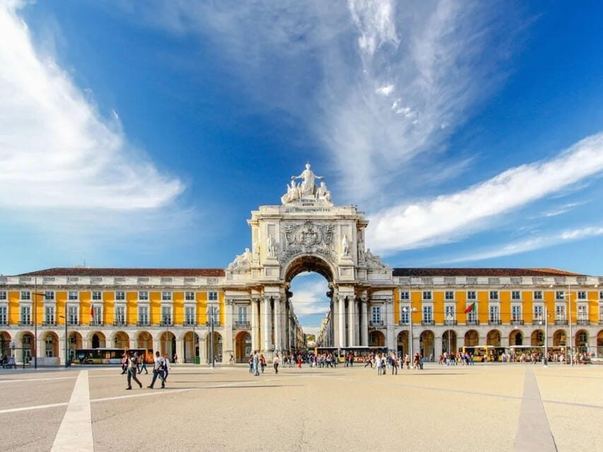 Lisbon: Private Tour by Tuk Tuk - Top-Down Lisbon: Miradouro da Senhora do Monte and the Highest Views