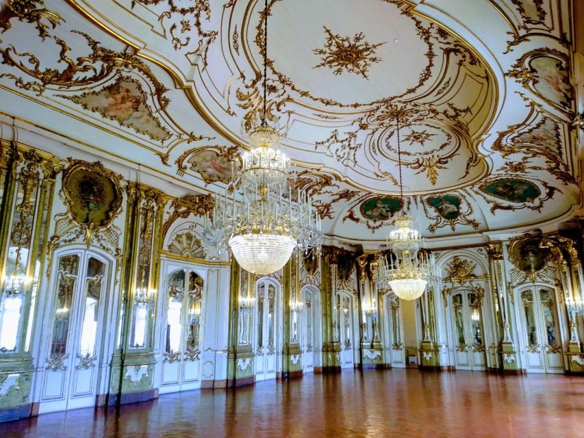 Lisbon: Private Tour Sintra, Cabo da Roca and Cascais - Periquita and the Lunch Reality Check in Sintra
