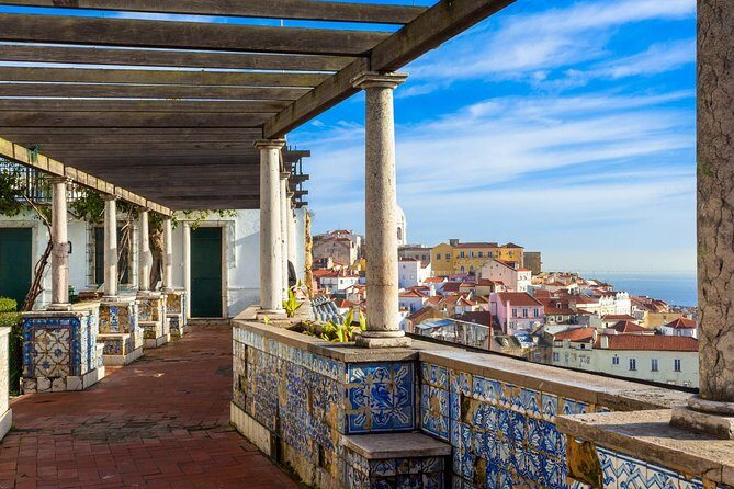 Lisbon Private Tour with Belém Neighborhood - Jerónimos Monastery: Manueline Architecture and Vasco da Gama Context