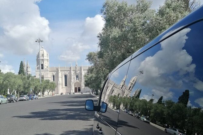 Lisbon Private Transfer to Airport - The Ride Itself: Comfort in a 15–20 Minute Window