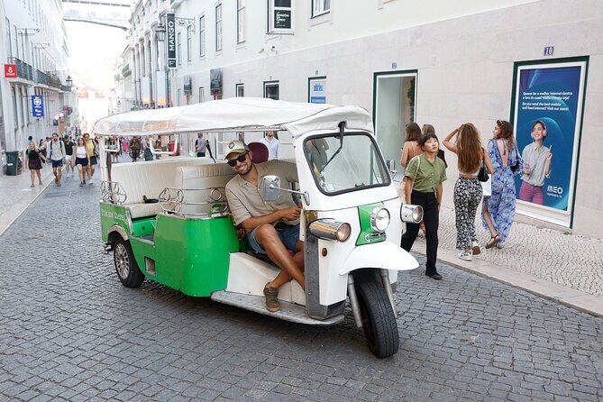 Lisbon Private Tuk Tuk Tour: City Highlights - Miradouro time: Portas do Sol and Senhora do Monte viewpoints