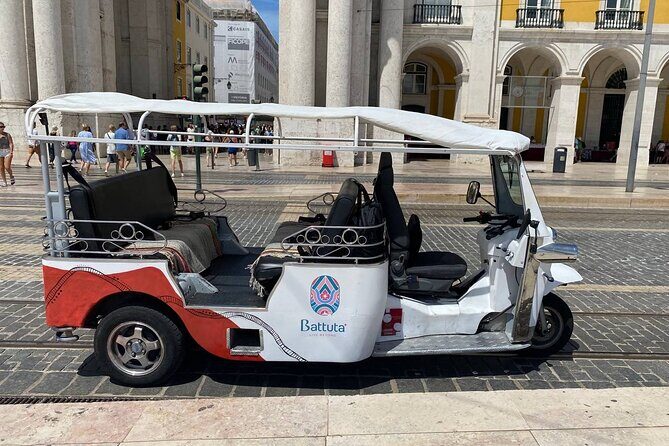 Lisbon Private Tuk Tuk Tour: City Highlights - Historic squares to the waterfront: Praça do Comércio and Rua Augusta Arch