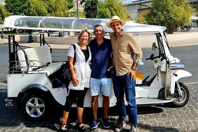 Lisbon Private Tuk Tuk Tour: City Highlights - End with gardens and grand churches: São Pedro, Príncipe Real, and Estrela