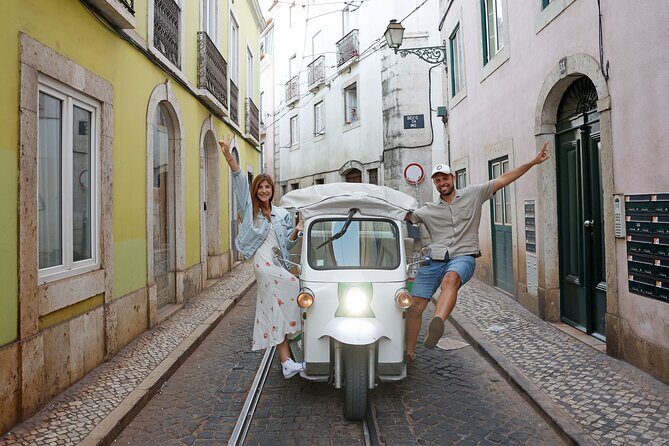 Lisbon Private Tuk Tuk Tour: City Highlights - Comfort, pacing, and families: how the ride feels day-to-day