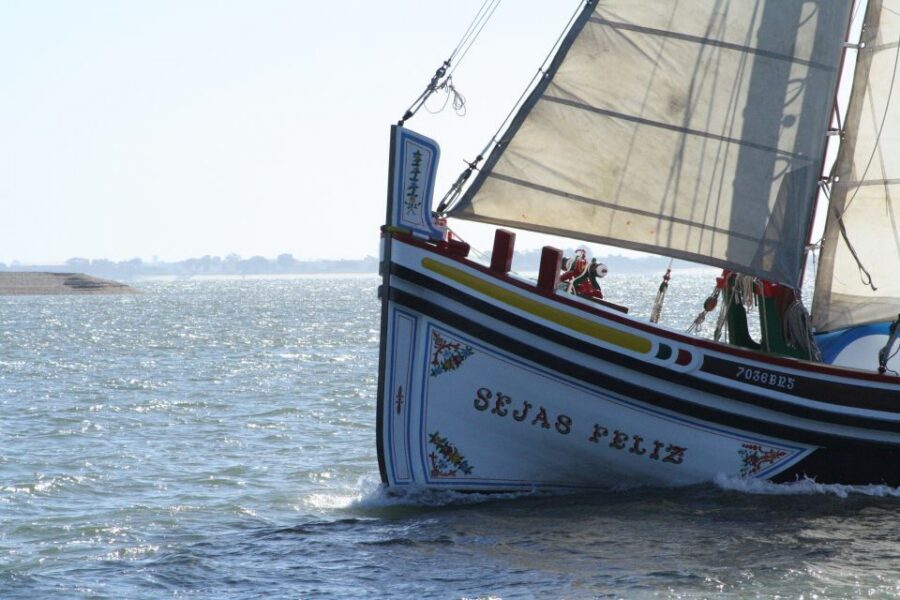 Lisbon: River Tagus Sightseeing Cruise in Traditional Vessel - Christ the King: Spot It, Then Get the Story