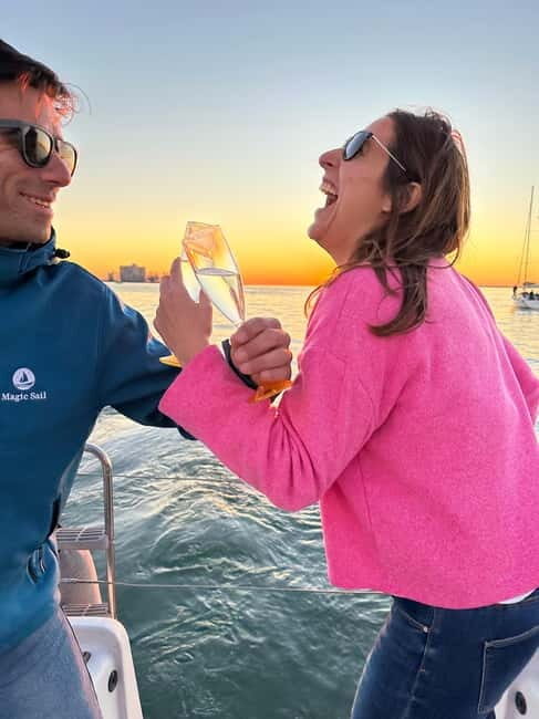 Lisbon: Romantic Cruise with Wine & Portuguese Tapas - Price and value: $284 for a private couple cruise that includes wine and food