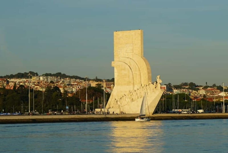 Lisbon: Sailing Boat Tour with Drinks - Where to Meet and Board: BLUE SKIPPER Café and Doca do Espanhol