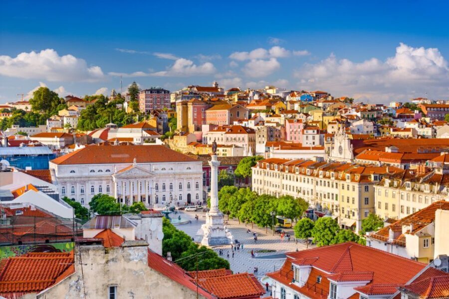 Lisbon: Saint George's Castle Entry & City Self-Guided Tours - How the self-guided combo really works (no meeting point, start points instead)