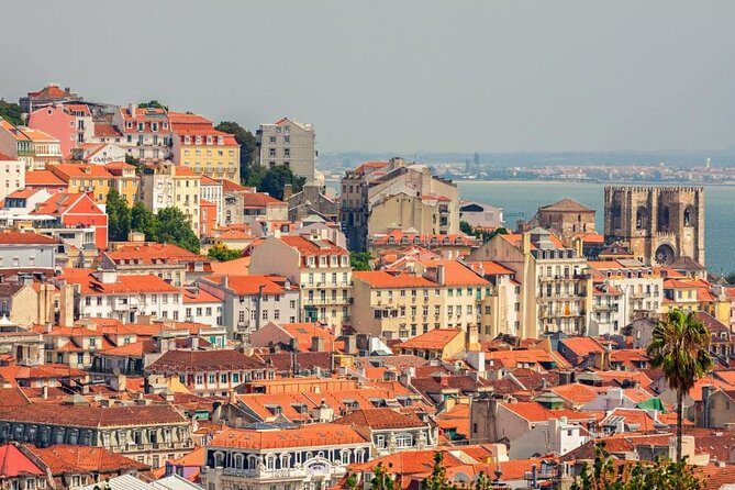 Lisbon Shore Excursion: Private Day Trip to Lisbon and Sintra - Extra Lisbon moments: those quick photo and orientation stops