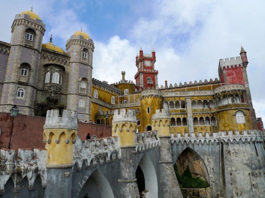 Lisbon: Sintra, Cascais and Estoril Private Day Tour - Key highlights to know before you go