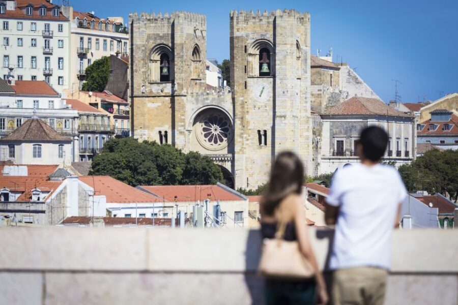 Lisbon & Sintra: Full-Day Private Tour - Getting started: hotel or cruise pickup and an easy rhythm