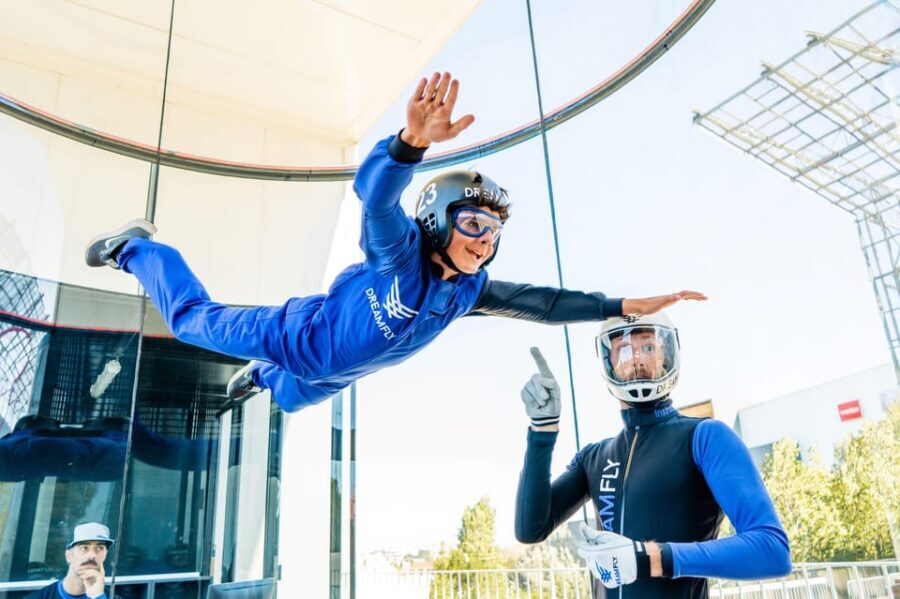 Lisbon/Sintra: Indoor Skydiving Experience - From check-in to your first flight: what the 1.5 hours really include