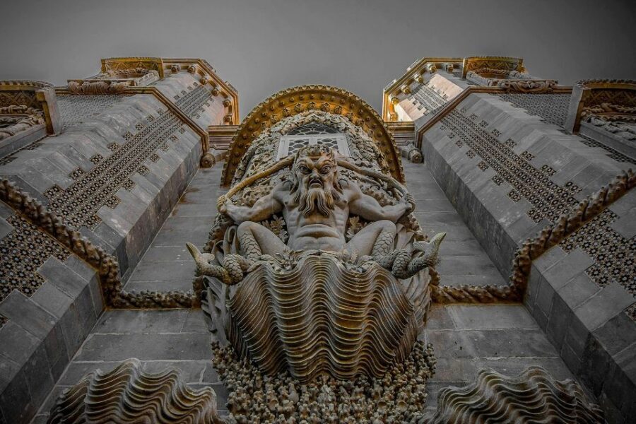 Lisbon: Sintra, Pena Palace, Cabo da Roca & Cascais Day Tour - Pena Palace gardens: the viewpoint part first