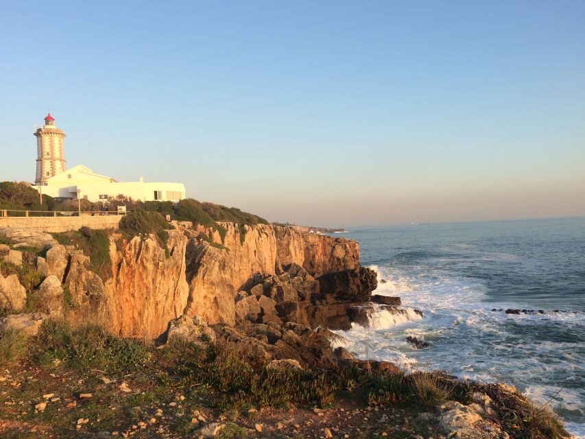 Lisbon: Sintra, Pena Palace, Quinta Regaleira, Cascais Tour - First connections: pickup timing and how to meet the group
