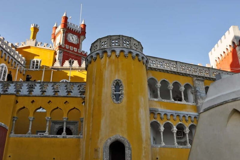 Lisbon: Sintra Tour with Optional Regaleira & Pena Gardens - Key things that make this Sintra day trip work