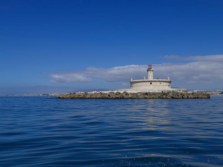 Lisbon: Speedboat Trip to Bugio Lighthouse - Speedboat Thrills on the Tagus: What the Ride Really Feels Like