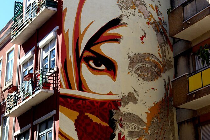 Lisbon Street Art and Lookout Point Tour - Museu de Lisboa – Teatro Romano: Where Old Stones Meet Modern Signatures