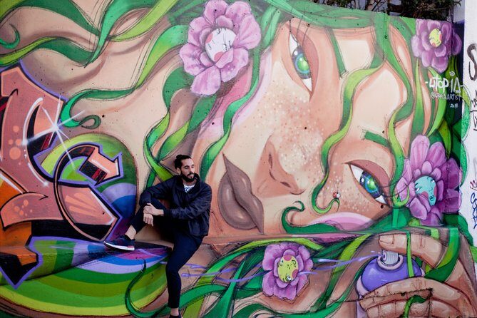 Lisbon Street Art Walk - Stop 2: Praça Dom Pedro IV and the Baixa/Chiado Walk-By