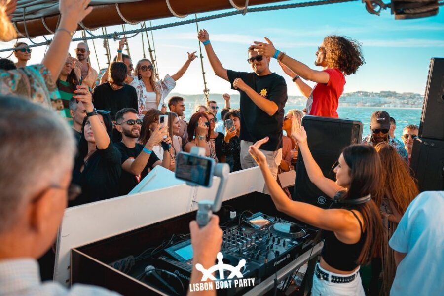 Lisbon: Sunset Boat Party with 2 Drinks and Free Club Entry - Who This Sunset Boat Party Fits Best (And Who Might Feel Out Of Place)