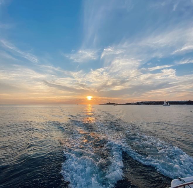Lisbon: Sunset Boat Tour with Wine - Key points to know before you go