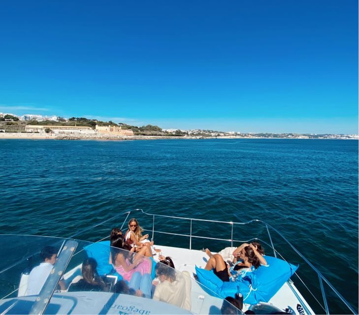 Lisbon: Sunset Boat Tour with Wine - Wine and onboard bar: what you actually get