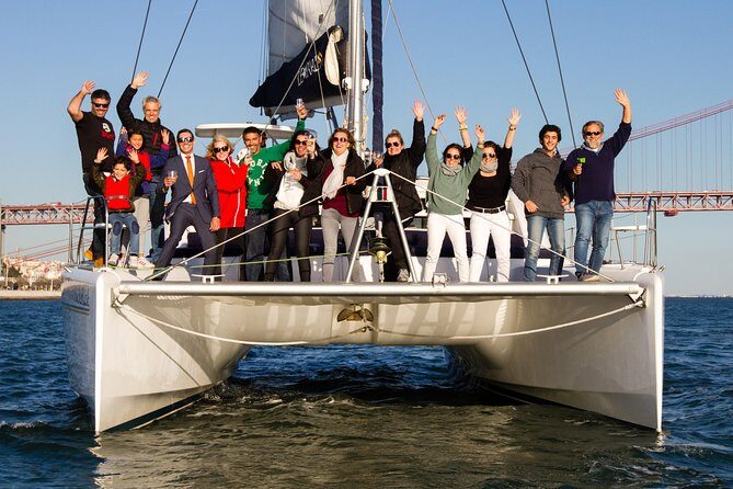 Lisbon: Sunset Cruise With Drinks on Spacious Yacht - Terreiro do Paço and a Big-Square Perspective on Lisbon