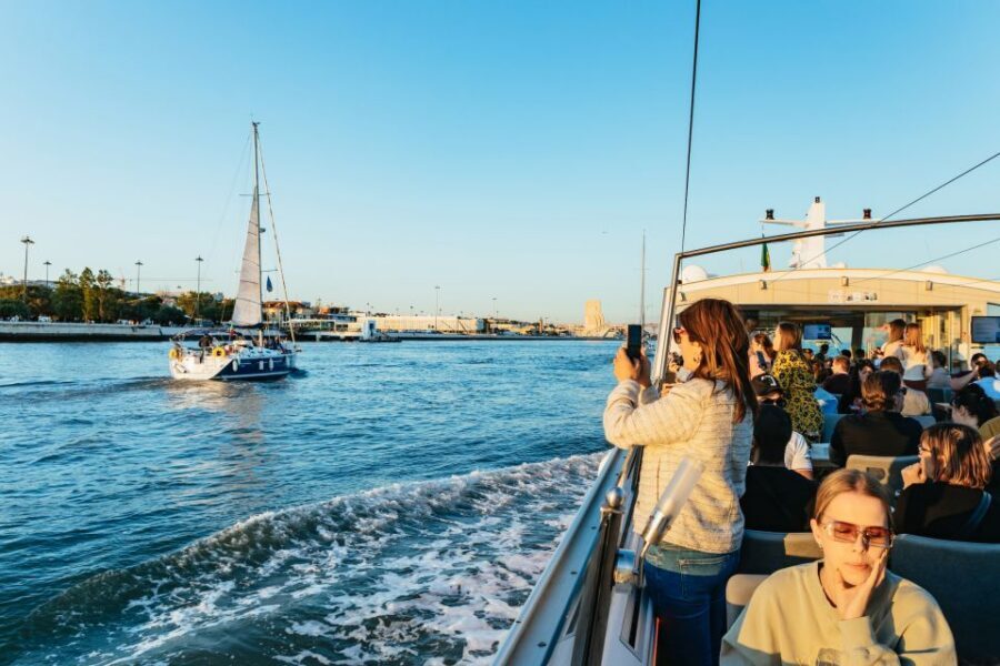 Lisbon: Sunset Cruise with Welcome Drink and Snacks - Drinks, Bathrooms, WiFi, and Comfort That Actually Matter