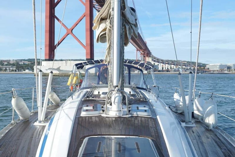 Lisbon: Sunset Sailing with Local Wine & Stunning Views - Drinks, snacks, and the human touch (yes, the guide matters)