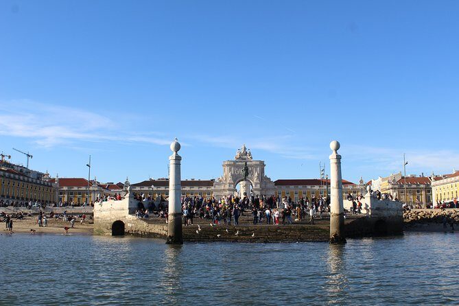 Lisbon: Sunset SpeedBoat Tour - Who should book (and who should skip it)
