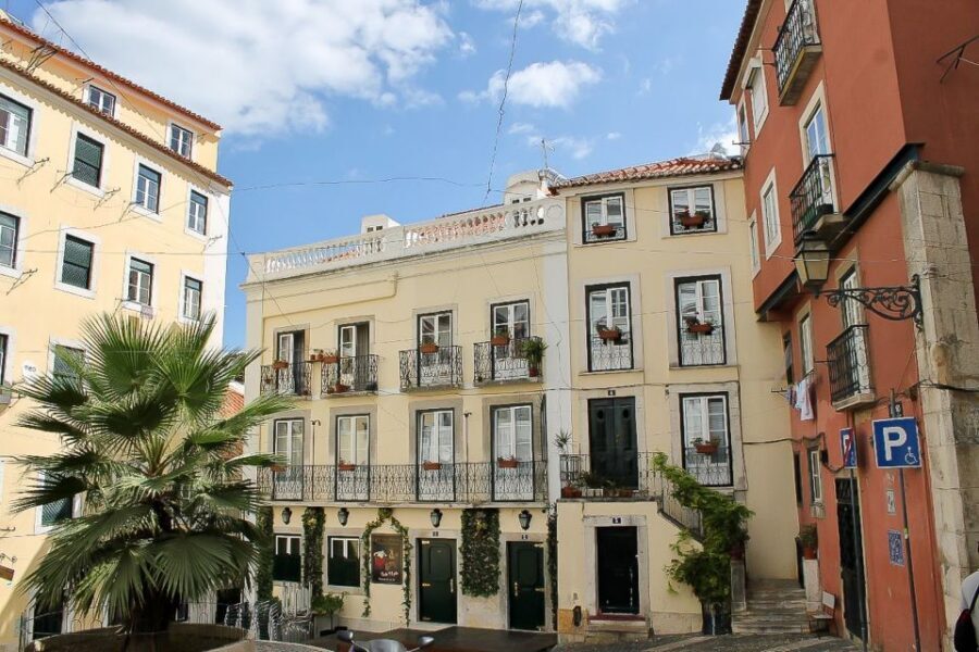 Lisbon: The Jewish Sephardic Walking Tour - Practical details: comfort, dress, and how to prepare