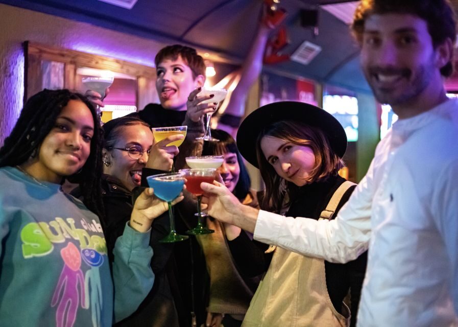 Lisbon: Tipsy Tour Fun Bar Crawl with a Local Guide - Five Portuguese drinks in 3 hours: more than a checklist